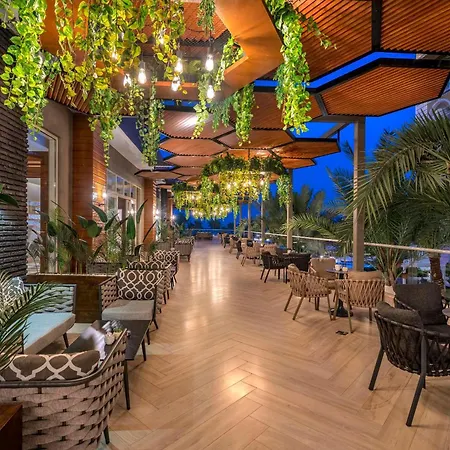 Resort Sidera Kirman Premium Okurcalar